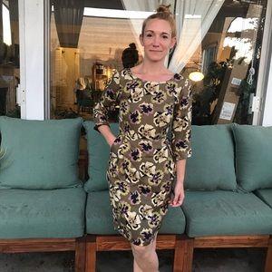 Dema boutique silk dress with pockets